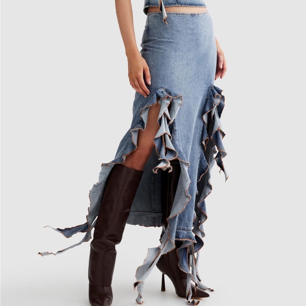 LIONESS FADED DENIM RENDEZVOUS SKIRT
